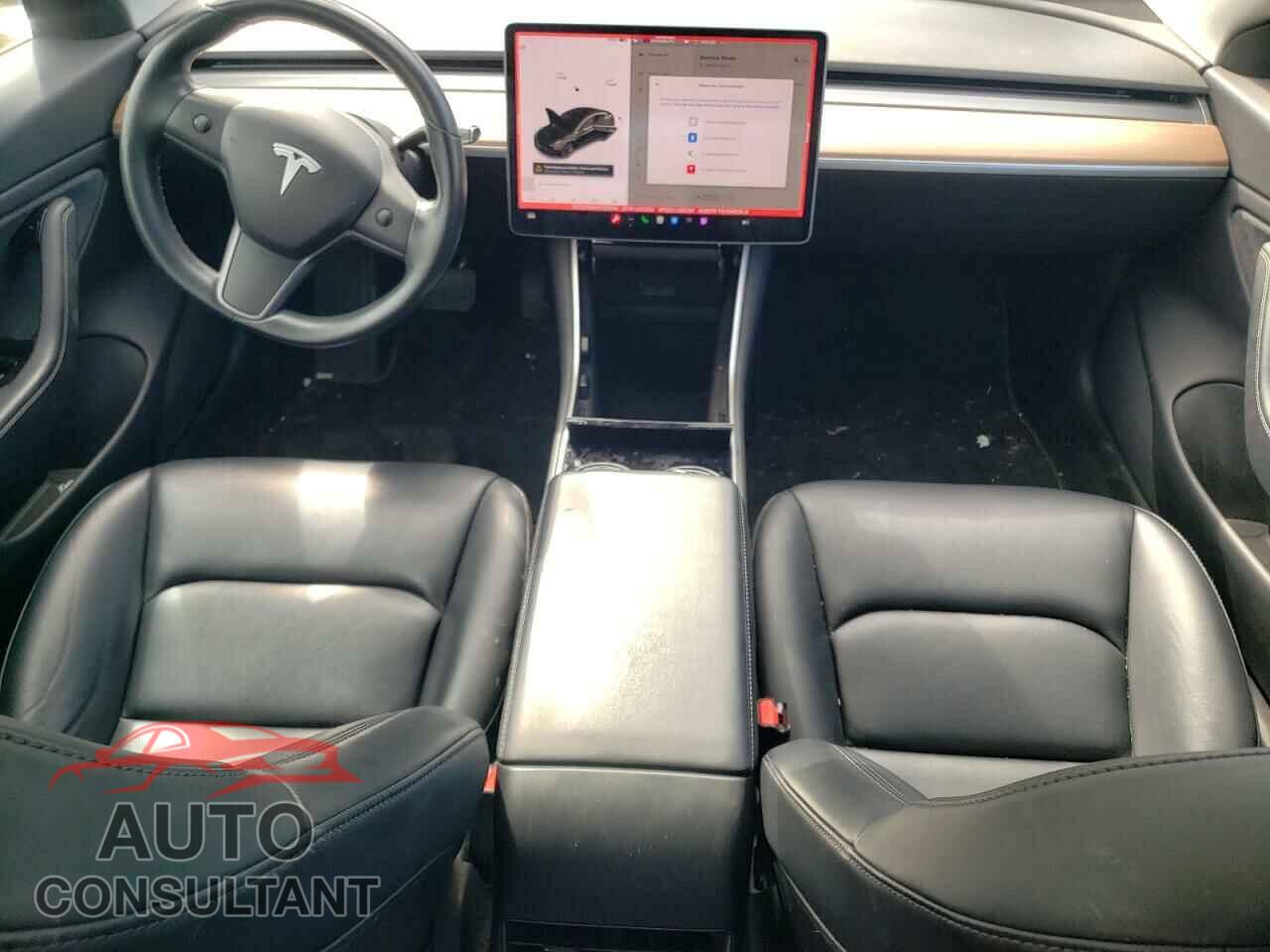 TESLA MODEL 3 2018 - 5YJ3E1EA4JF151996
