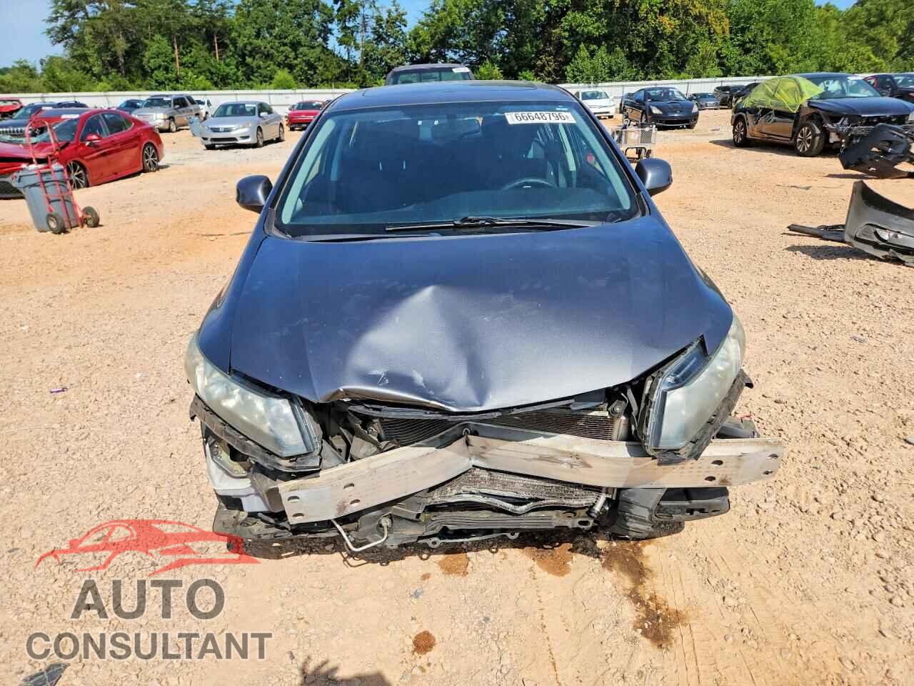 HONDA CIVIC 2013 - 2HGFB2F82DH530972