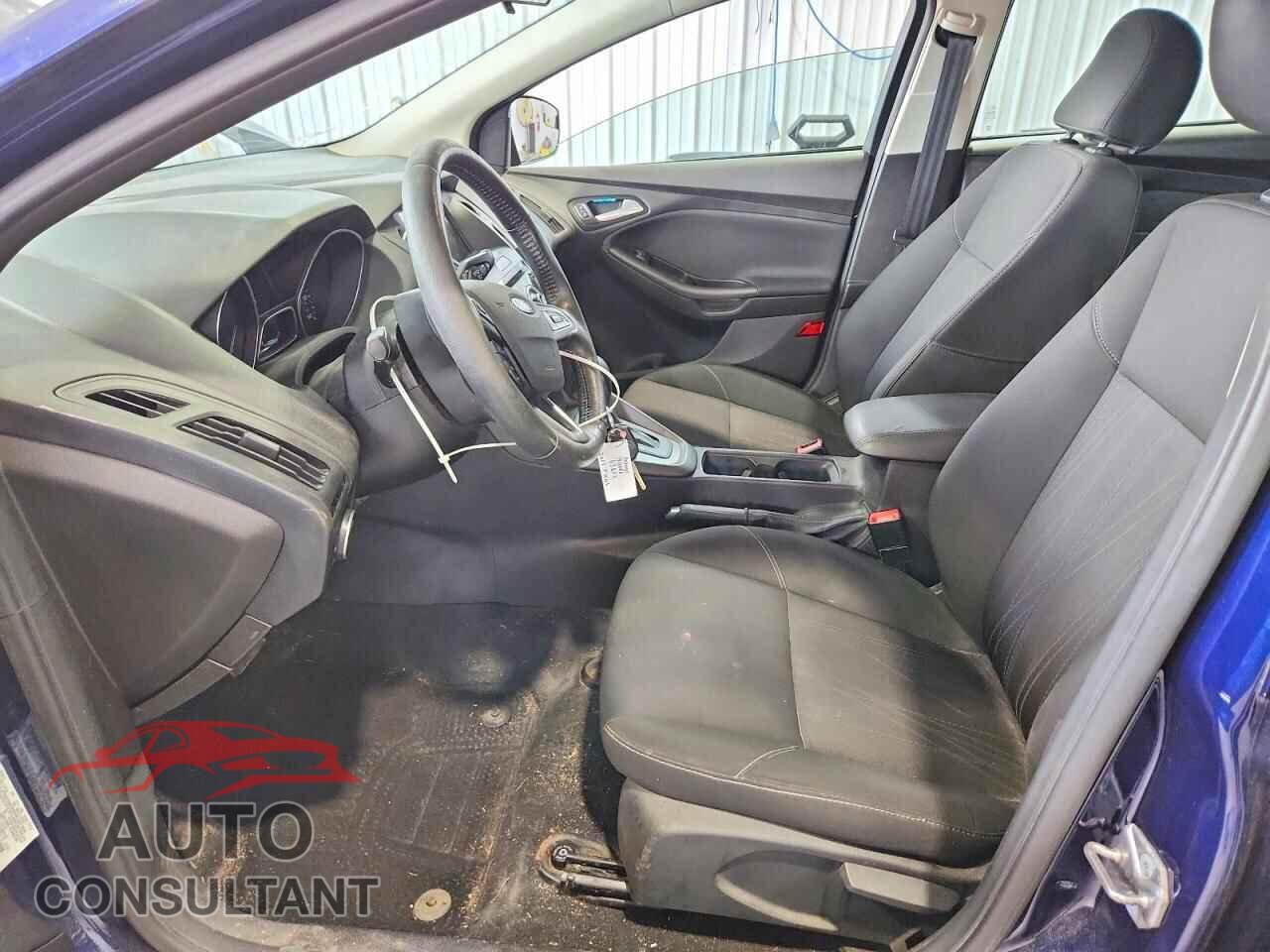 FORD FOCUS 2017 - 1FADP3M23HL213535