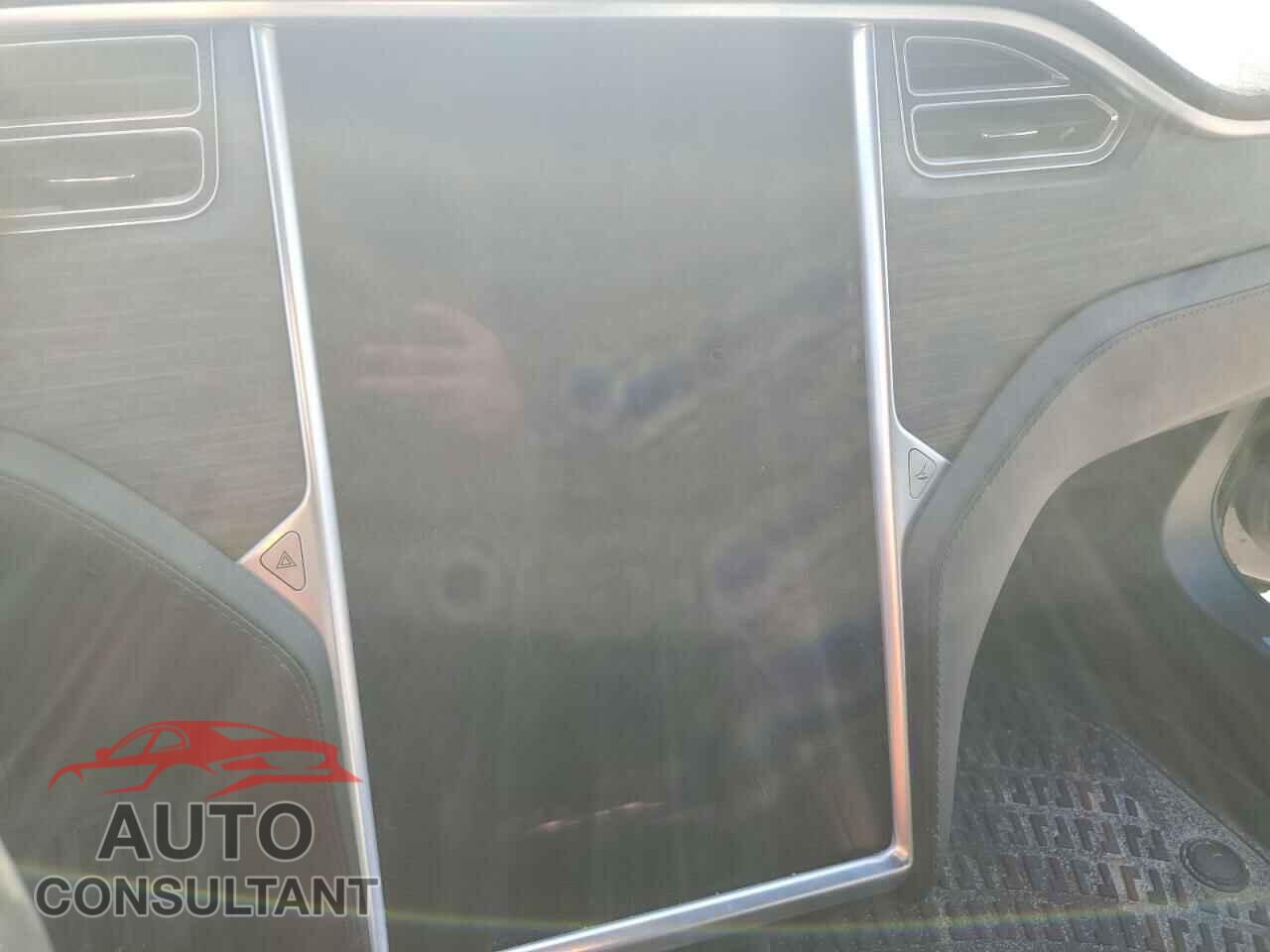 TESLA MODEL S 2016 - 5YJSA1E26GF130723