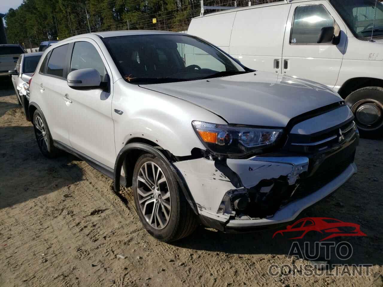 MITSUBISHI OUTLANDER 2019 - JA4AR3AU7KU035847