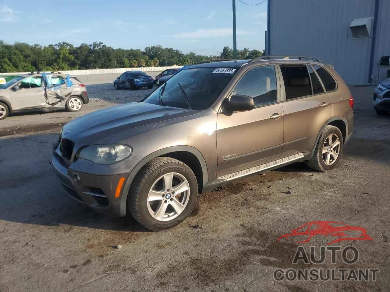 BMW X5 2011 - 5UXZW0C59BL657067