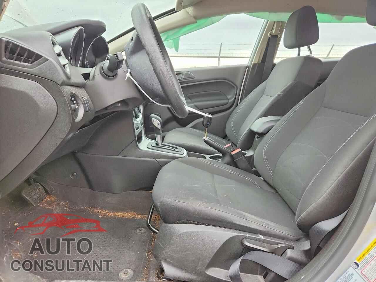 FORD FIESTA 2019 - 3FADP4EJ3KM118622