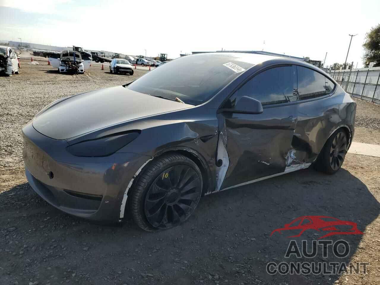 TESLA MODEL Y 2022 - 7SAYGDEF0NF493807