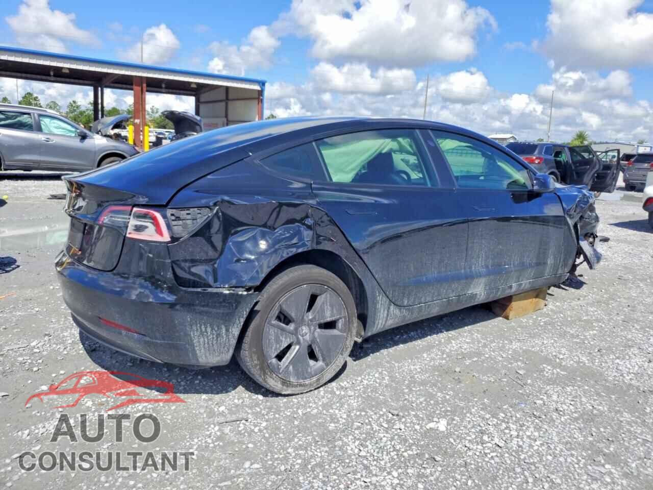 TESLA MODEL 3 2023 - 5YJ3E1EAXPF426151