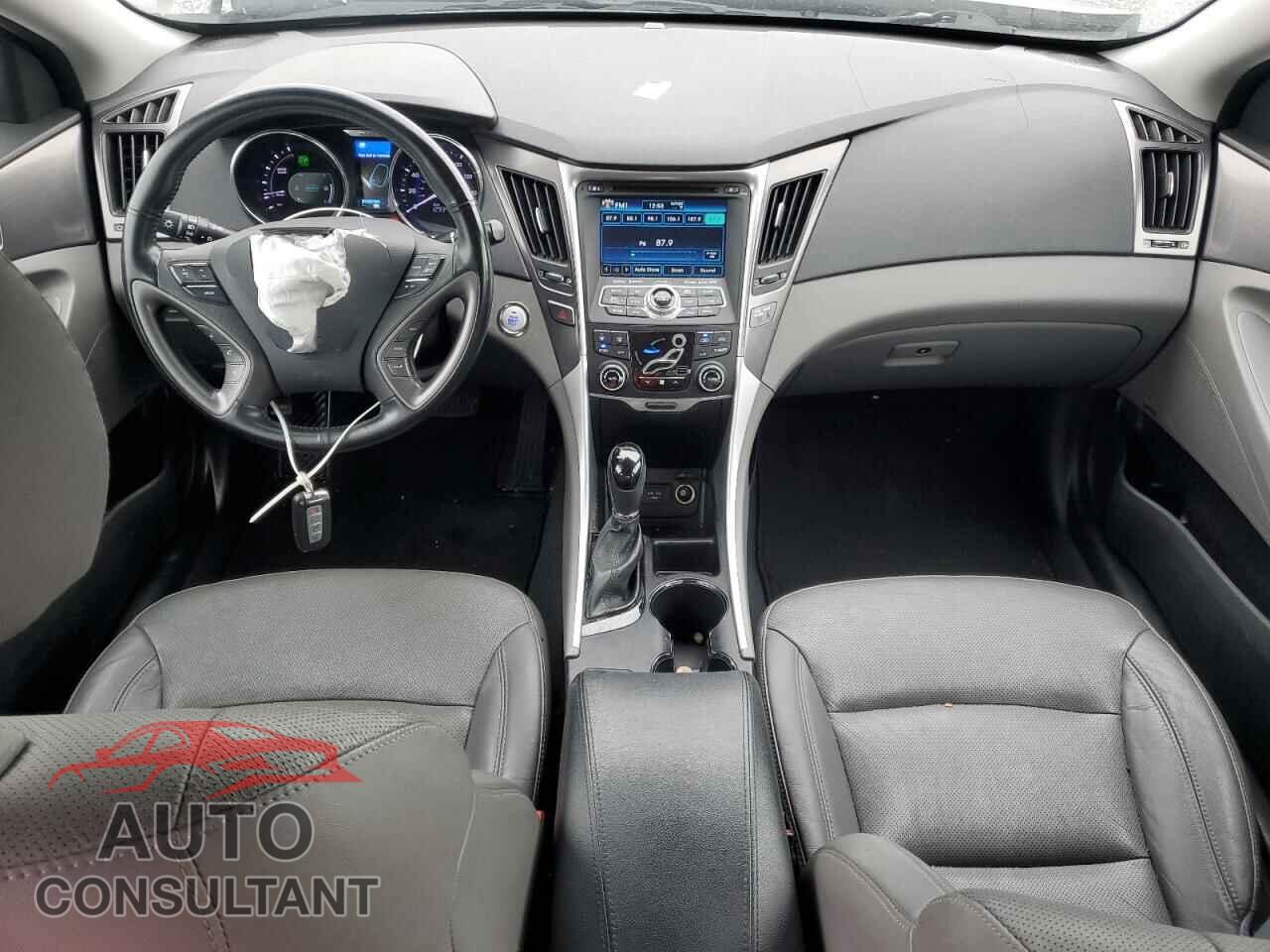 HYUNDAI SONATA 2013 - KMHEC4A40DA080580