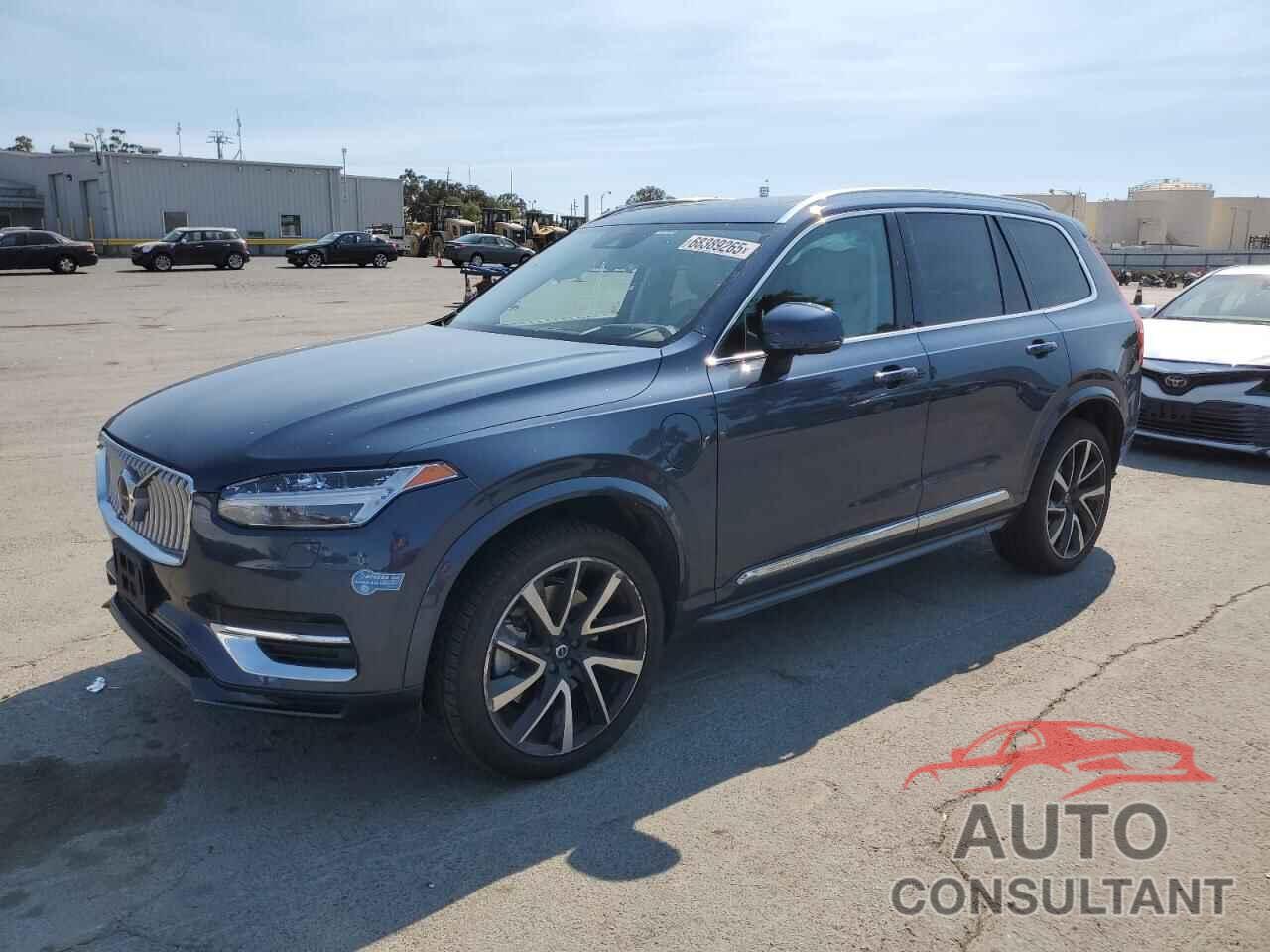 VOLVO XC90 T8 RE 2022 - YV4BR00Z9N1791088