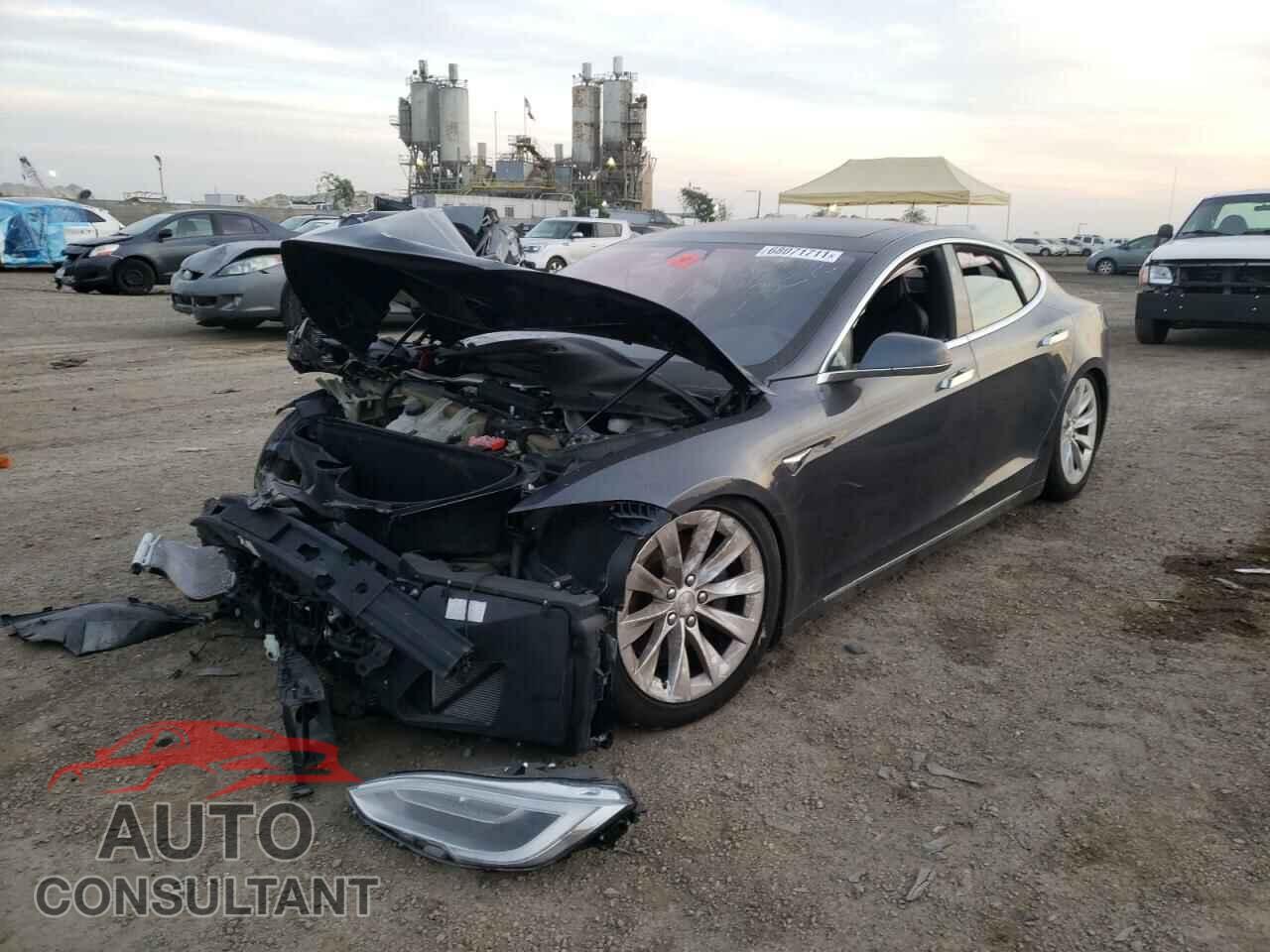 TESLA MODEL S 2018 - 5YJSA1E27JF274899