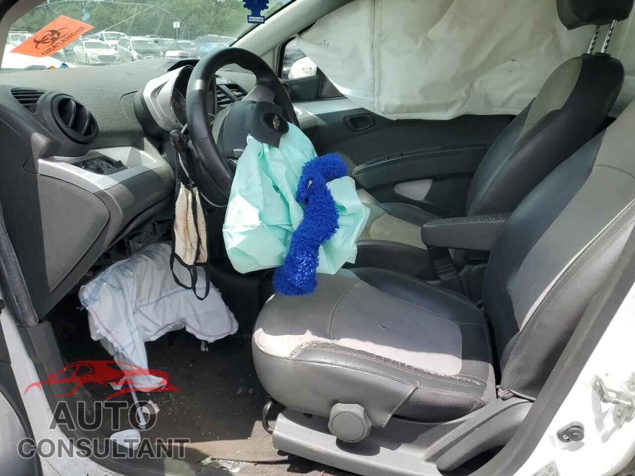 CHEVROLET SPARK 2015 - KL8CF6S91FC763381