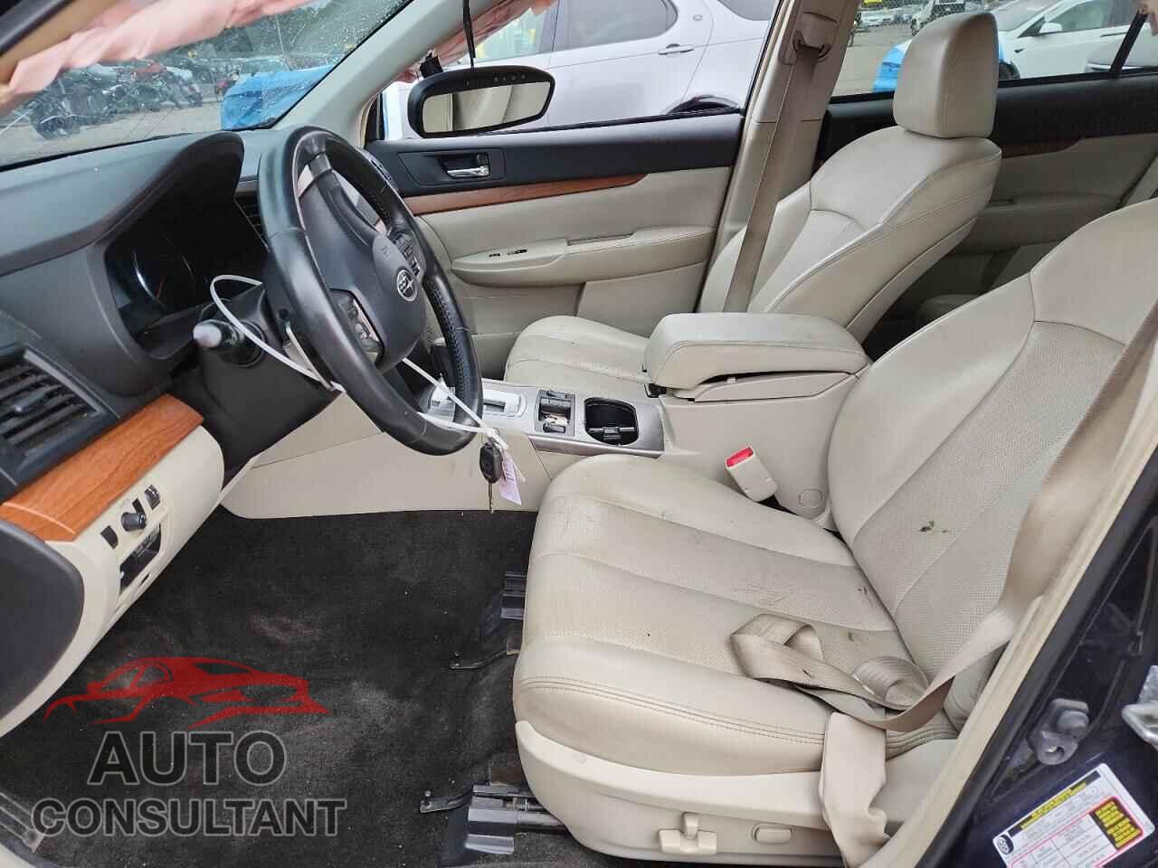 SUBARU OUTBACK 2013 - 4S4BRBKC5D3218968