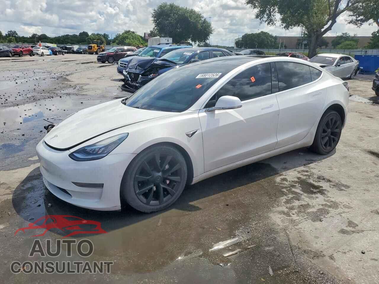 TESLA MODEL 3 2020 - 5YJ3E1EBXLF720233