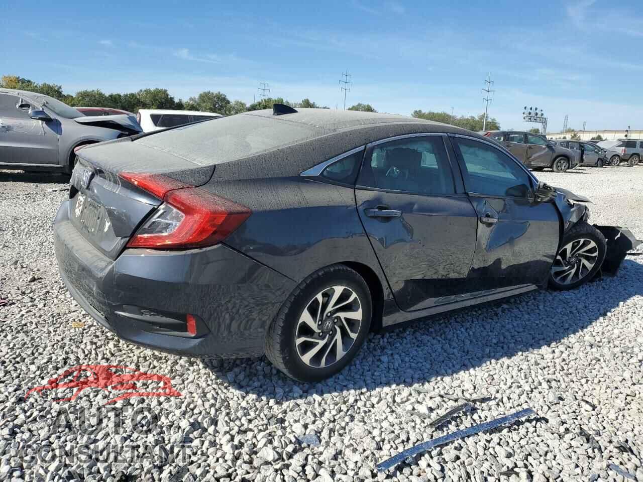 HONDA CIVIC 2017 - 19XFC2F77HE046039