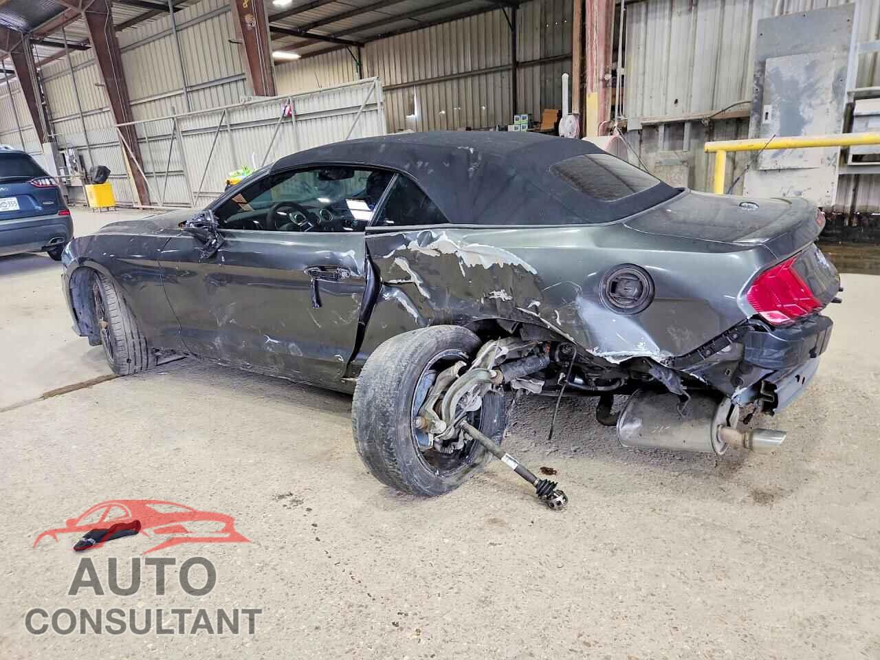 FORD MUSTANG 2018 - 1FATP8UH7J5155517