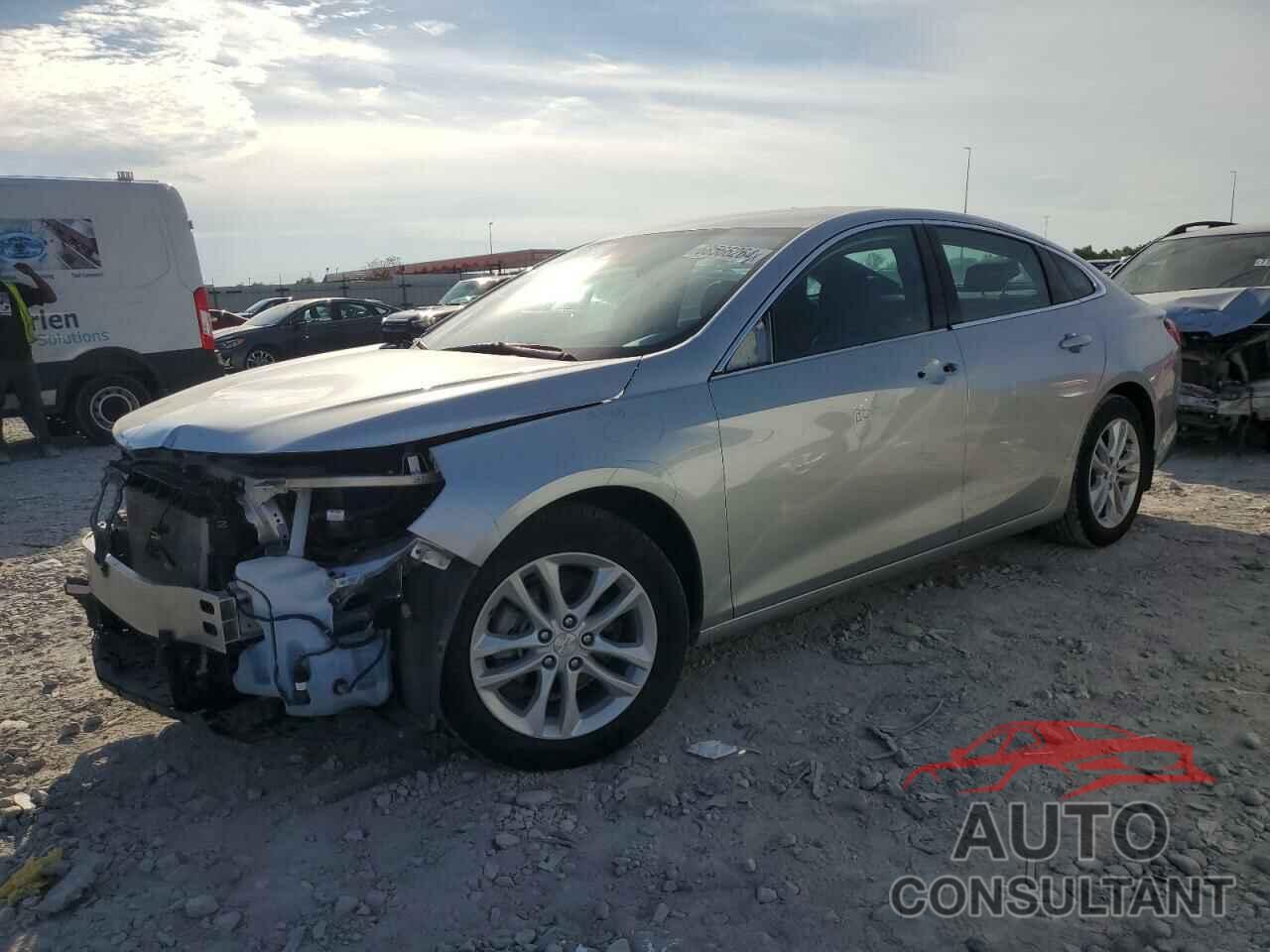 CHEVROLET MALIBU 2018 - 1G1ZD5ST9JF111170