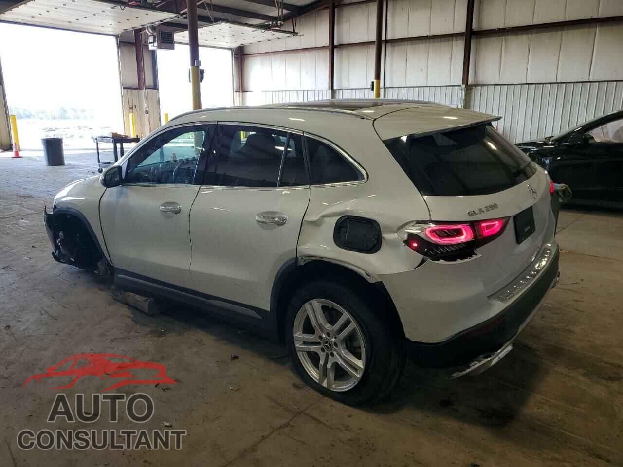 MERCEDES-BENZ GLA-CLASS 2022 - W1N4N4HB9NJ403274