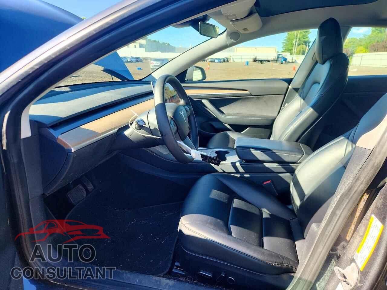 TESLA MODEL 3 2022 - 5YJ3E1EBXNF124283