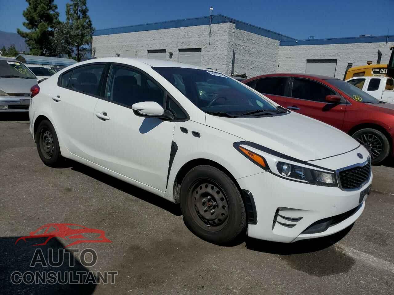 KIA FORTE 2017 - 3KPFK4A76HE015628