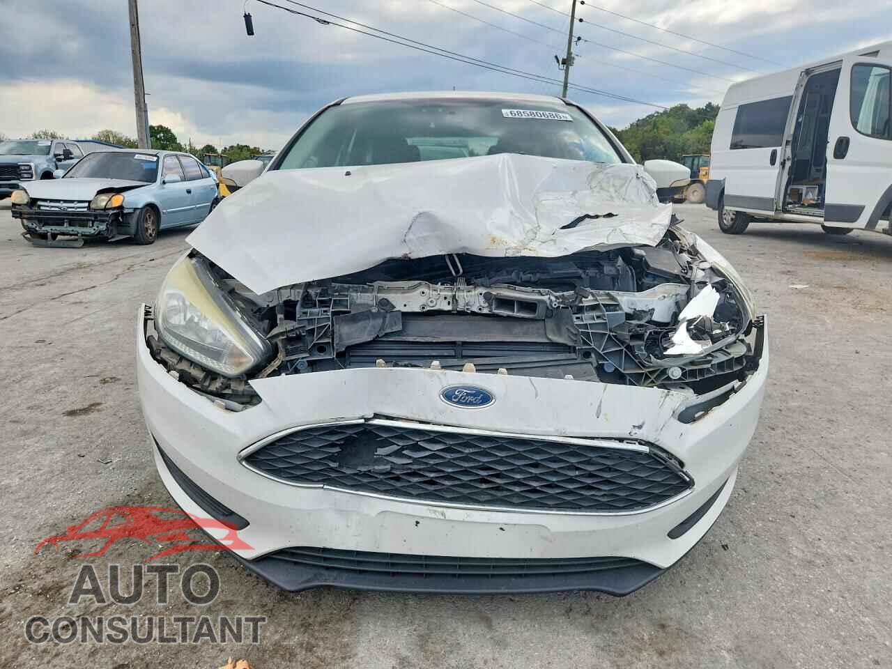 FORD FOCUS 2016 - 1FADP3K22GL310842