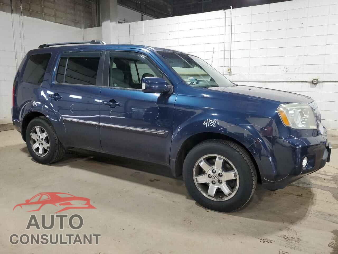 HONDA PILOT 2011 - 5FNYF4H9XBB077426
