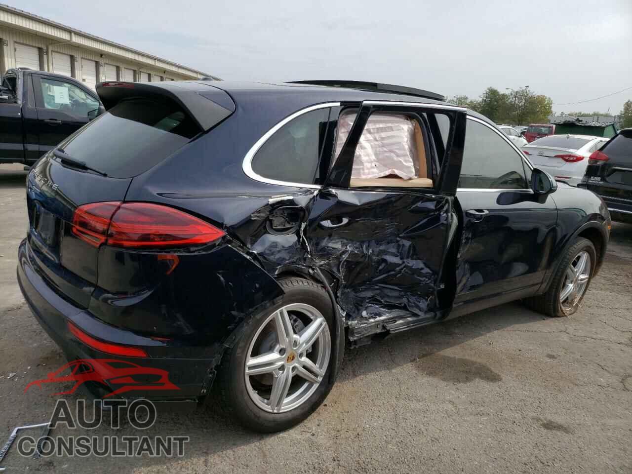 PORSCHE CAYENNE 2016 - WP1AA2A25GLA02427