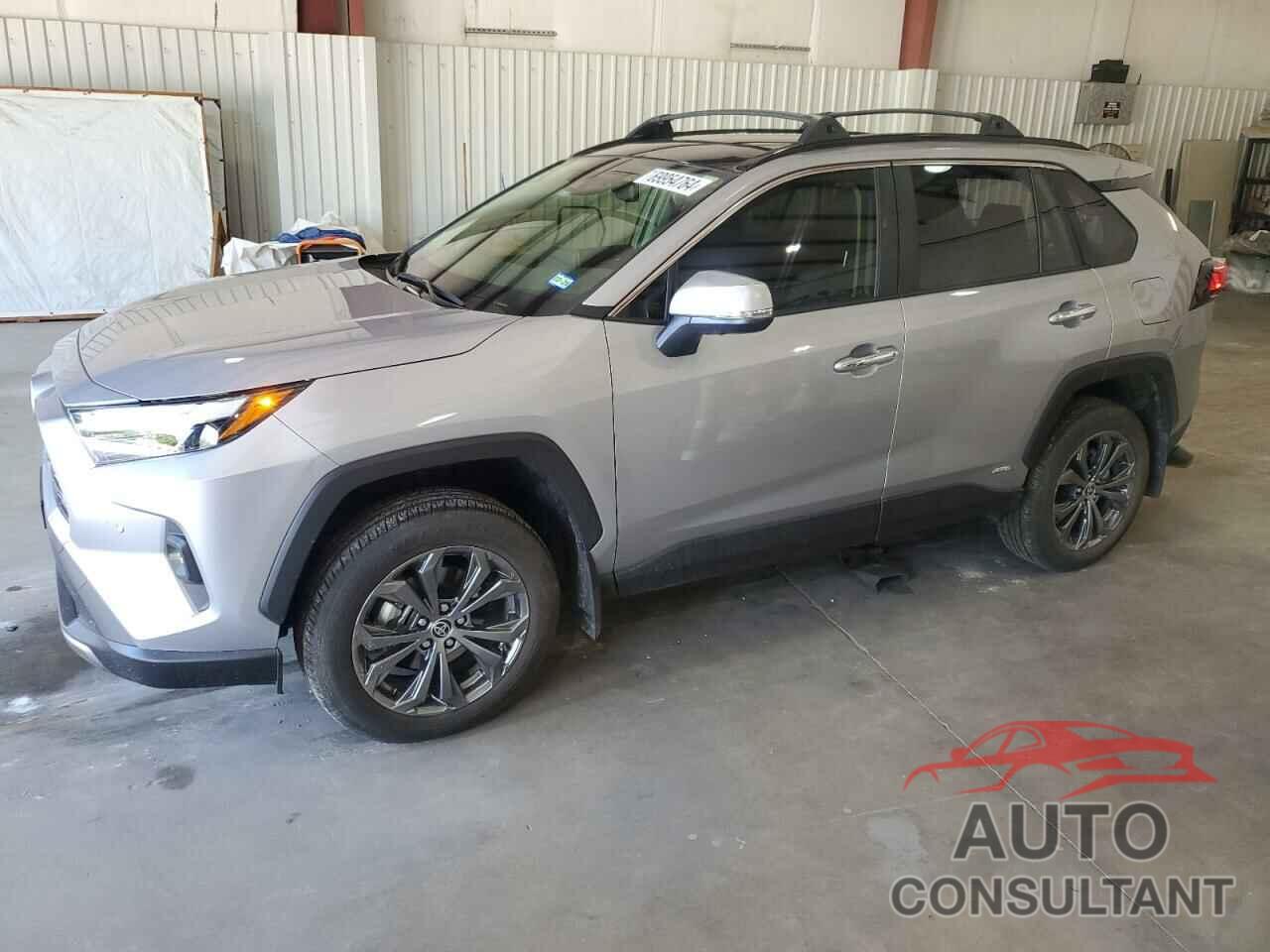 TOYOTA RAV4 2024 - JTMD6RFV3RD134529