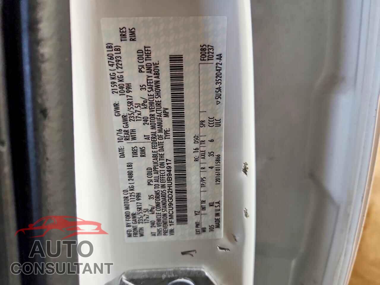 FORD ESCAPE 2017 - 1FMCU9GD2HUB94917