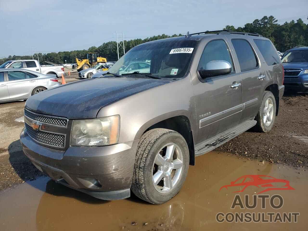 CHEVROLET TAHOE 2011 - 1GNSCCE07BR286655