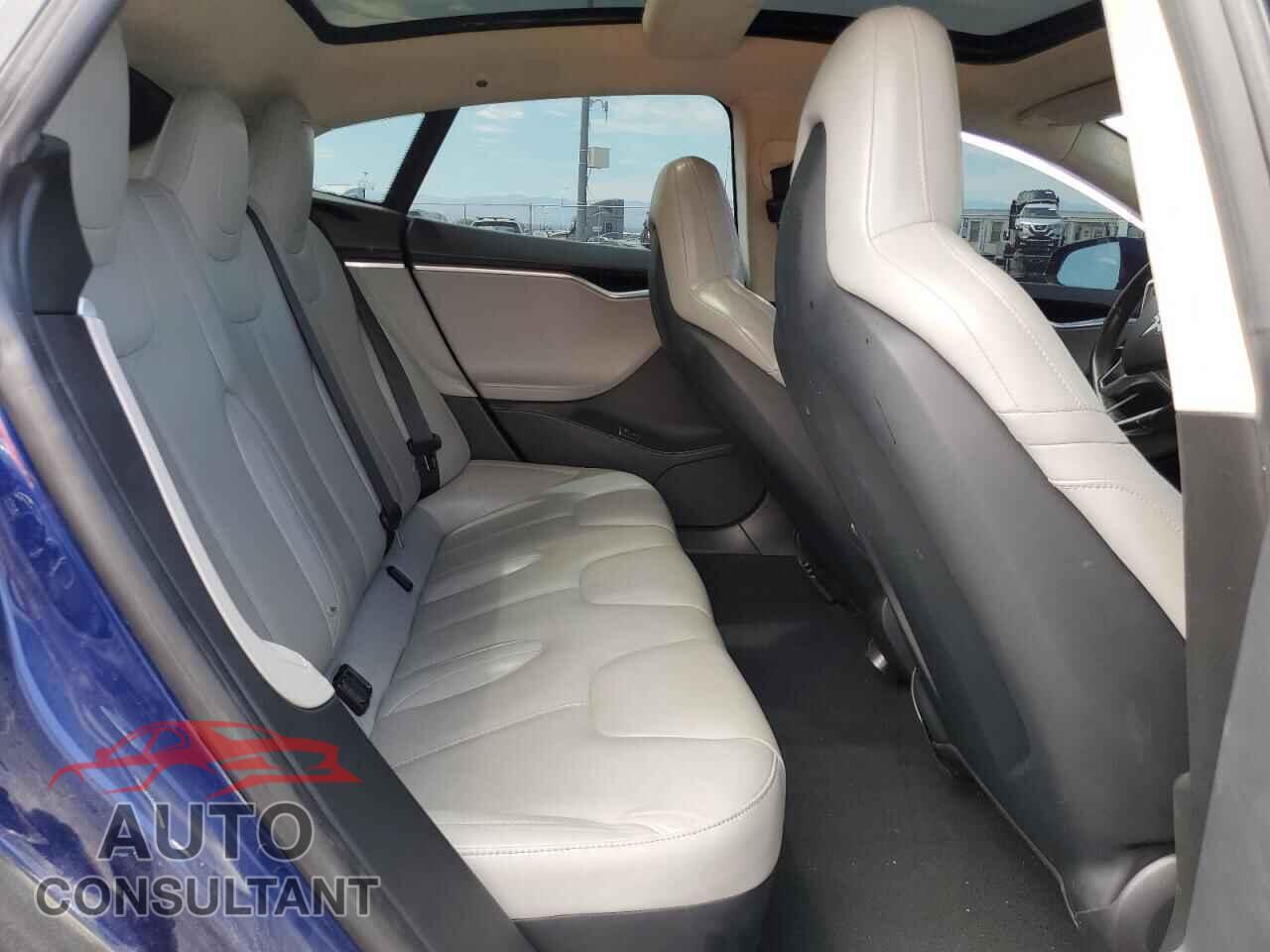 TESLA MODEL S 2015 - 5YJSA1E24FF117421