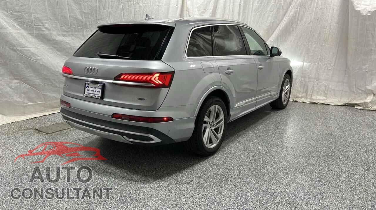 AUDI Q7 2021 - WA1LXAF74MD013510