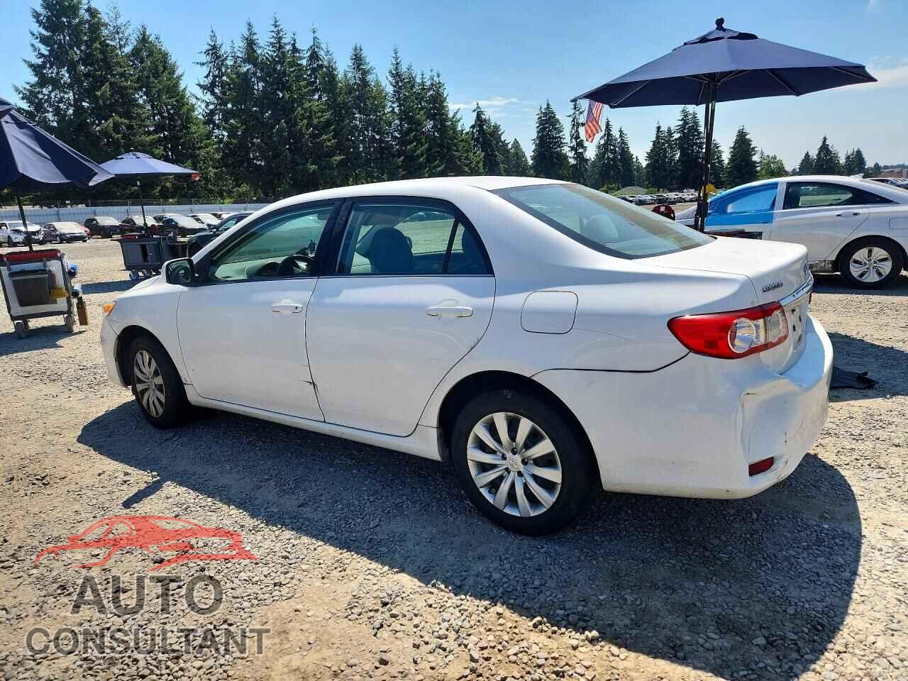 TOYOTA COROLLA 2013 - 5YFBU4EE3DP200326