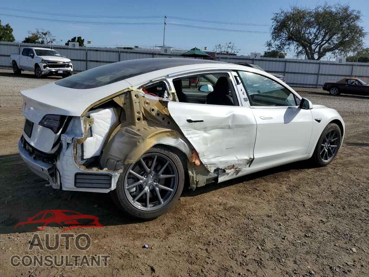 TESLA MODEL 3 2020 - 5YJ3E1EA5LF633539