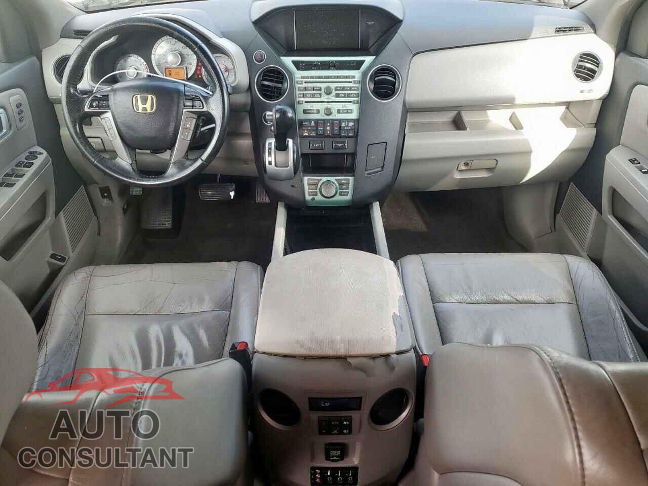 HONDA PILOT 2011 - 5FNYF4H95BB080914