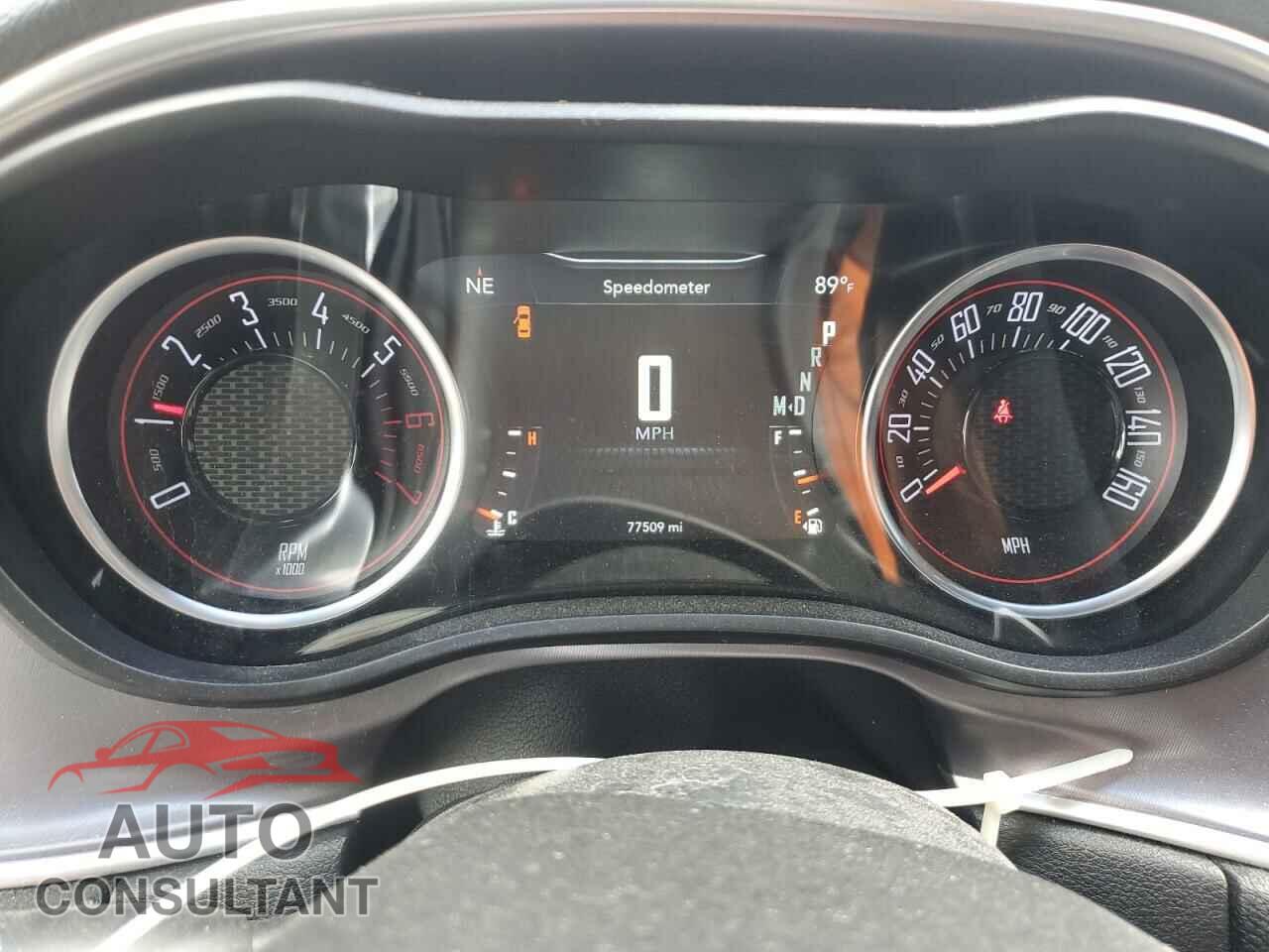 DODGE CHALLENGER 2019 - 2C3CDZBTXKH623657