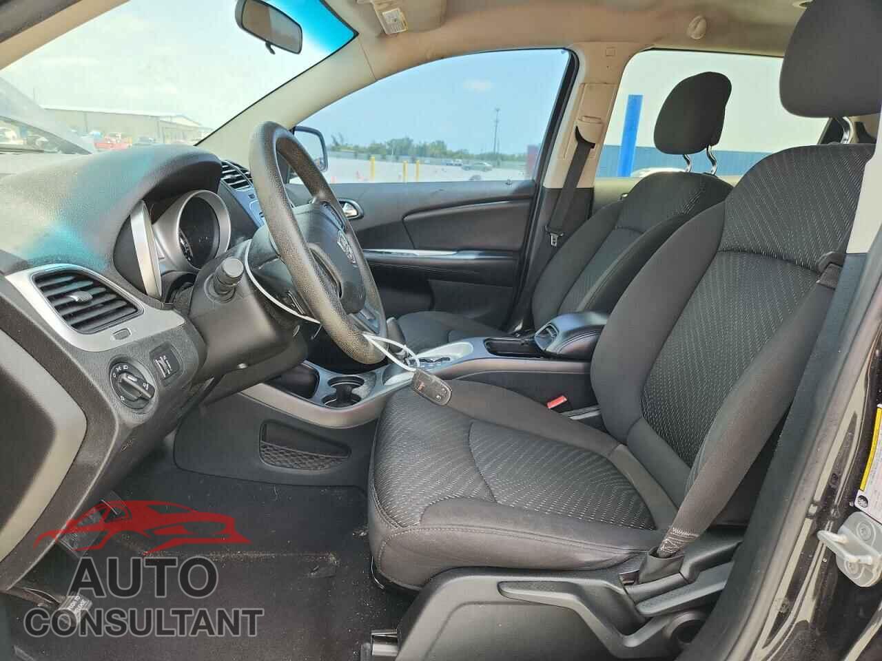 DODGE JOURNEY 2013 - 3C4PDCBB7DT665313