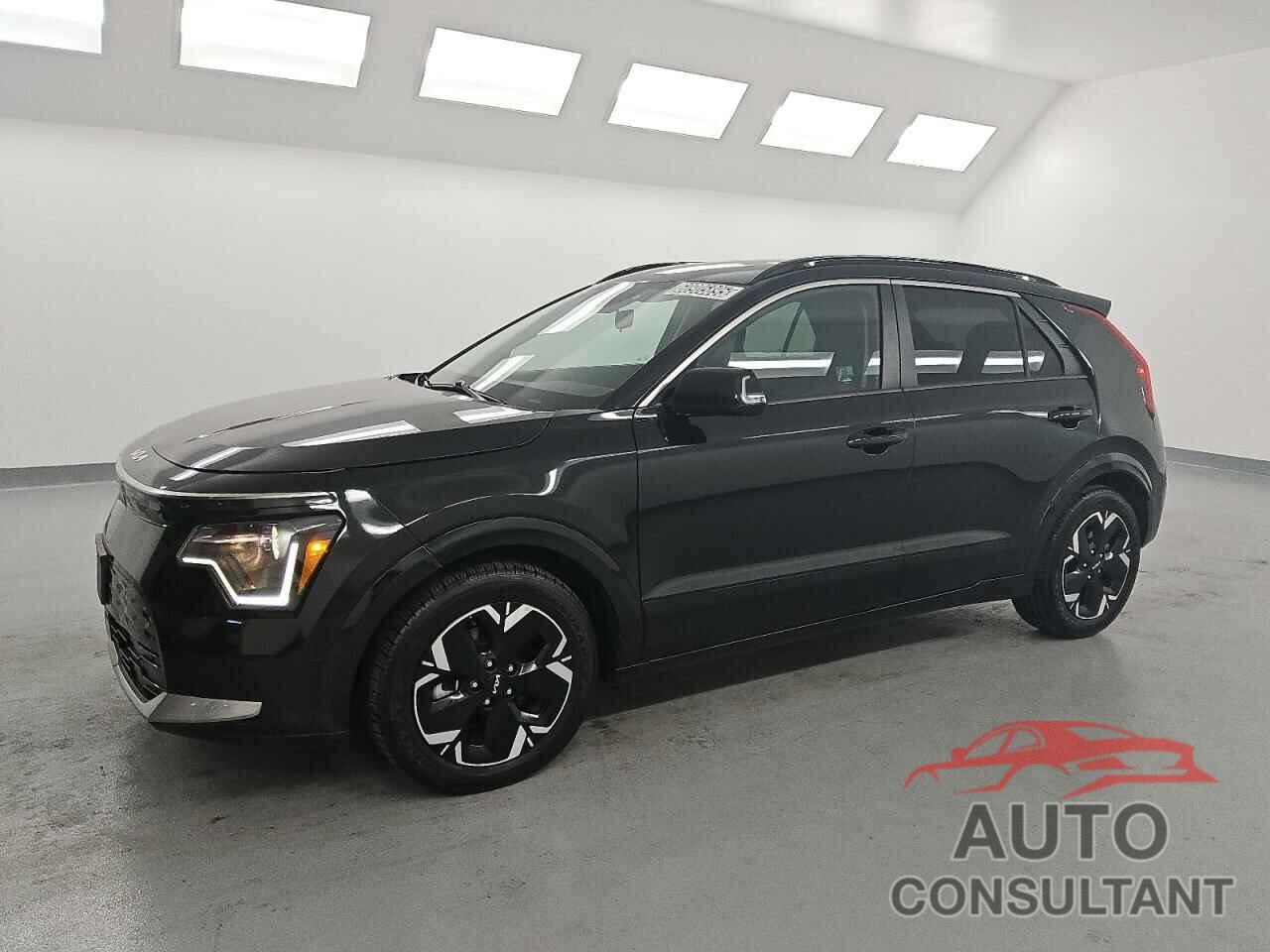KIA NIRO WIND 2023 - KNDCR3L17P5033776
