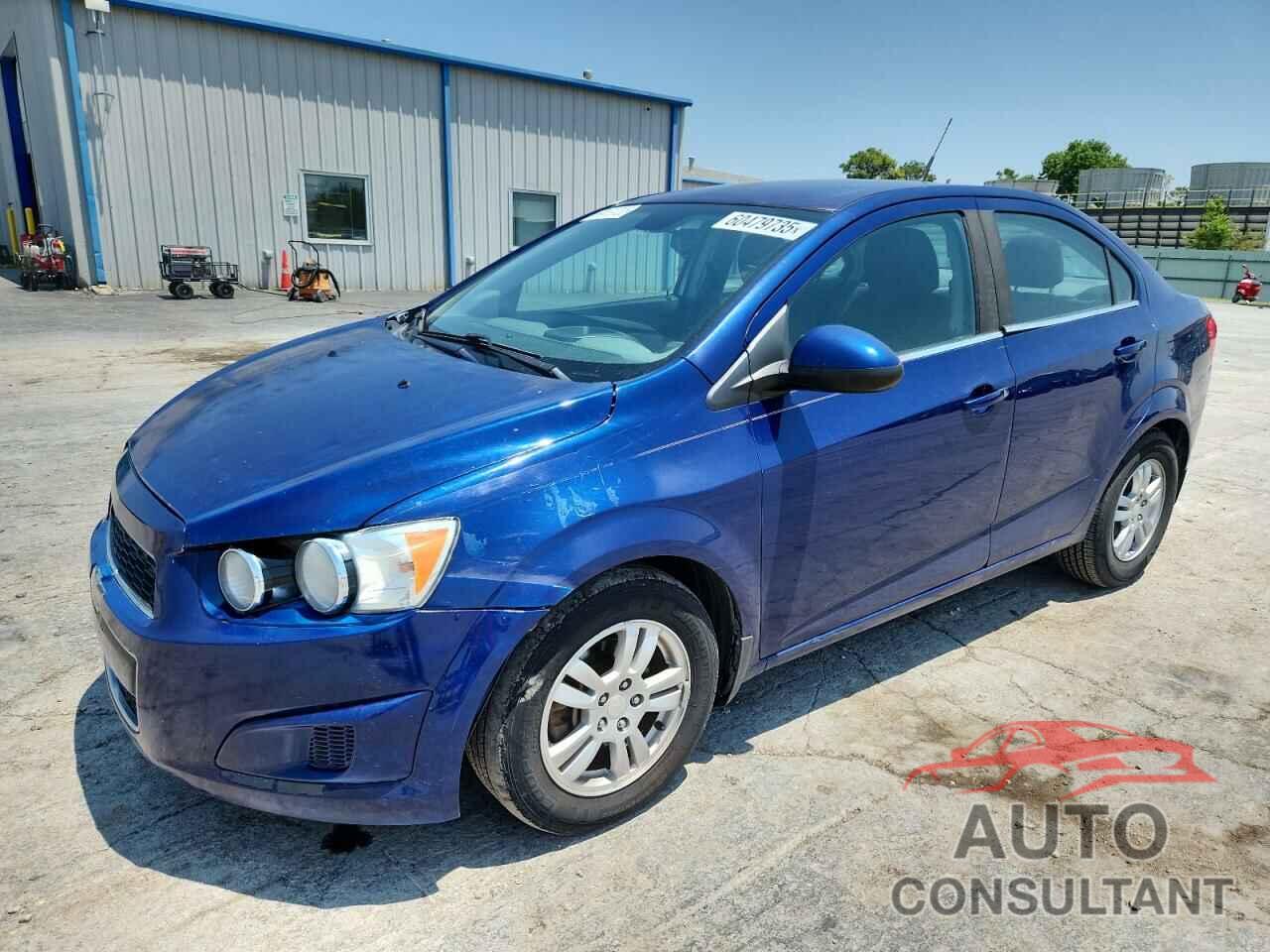 CHEVROLET SONIC 2013 - 1G1JC5SH7D4150111