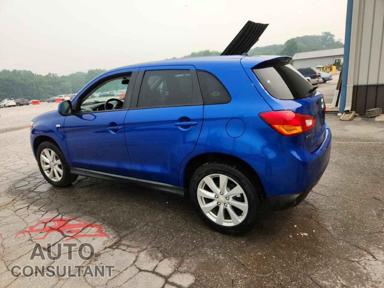 MITSUBISHI OUTLANDER 2015 - 4A4AR3AU4FE032130