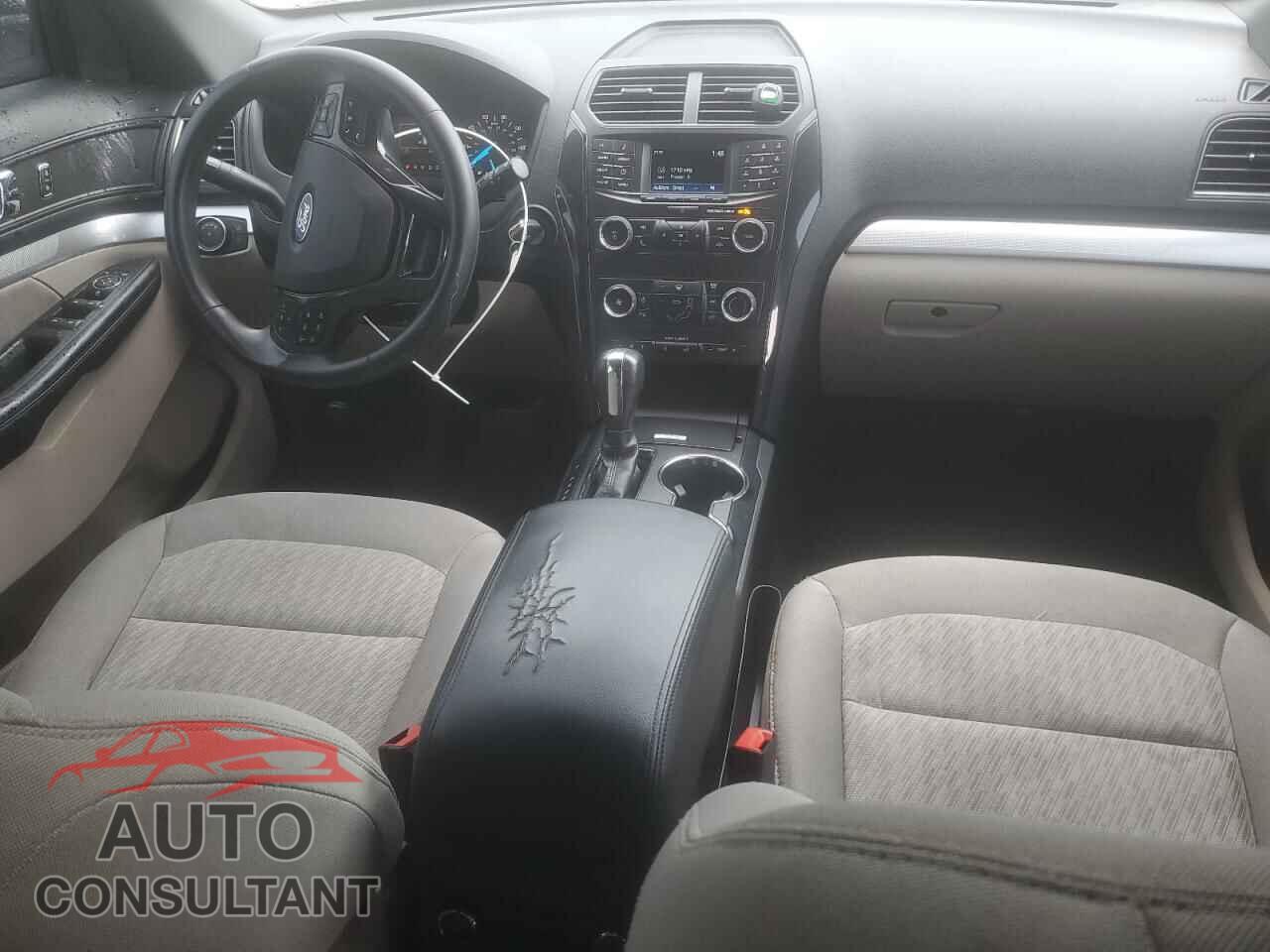 FORD EXPLORER 2018 - 1FM5K7B80JGA76186