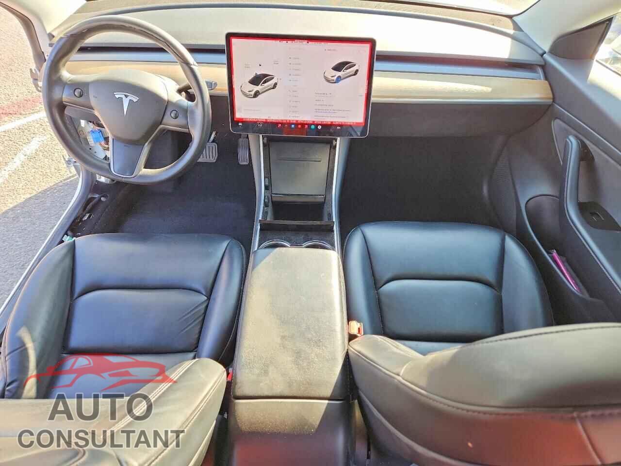 TESLA MODEL 3 2020 - 5YJ3E1EA5LF706148