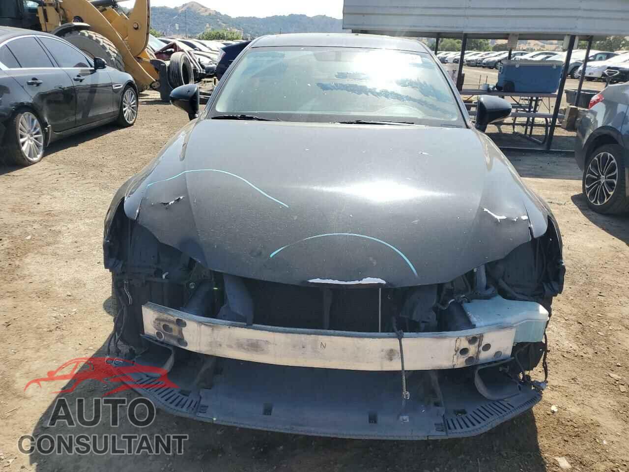 LEXUS IS 2014 - JTHBF1D23E5010085