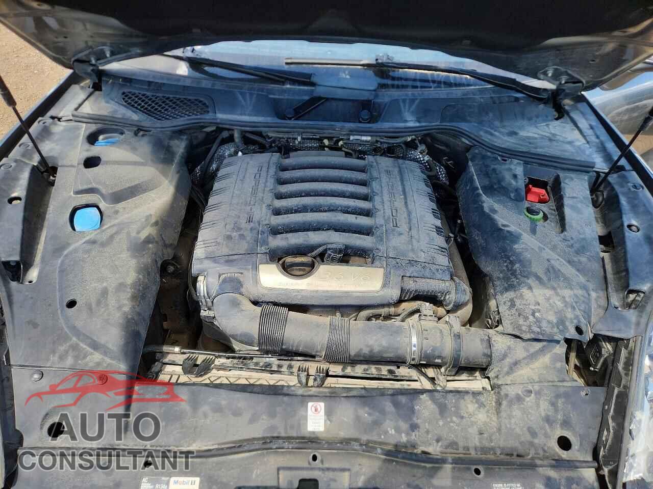 PORSCHE CAYENNE 2016 - WP1AA2A22GLA02868