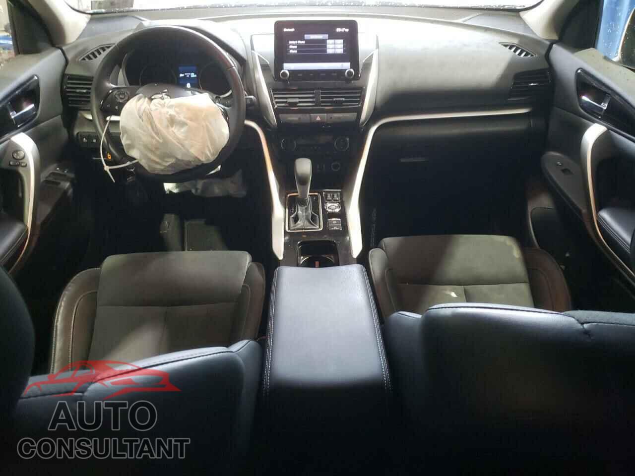 MITSUBISHI ECLIPSE 2022 - JA4ATWAA5NZ022417