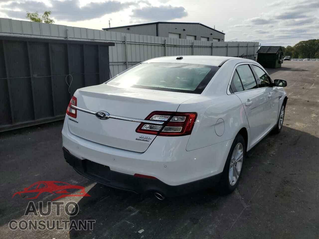 FORD TAURUS 2017 - 1FAHP2E8XHG125217