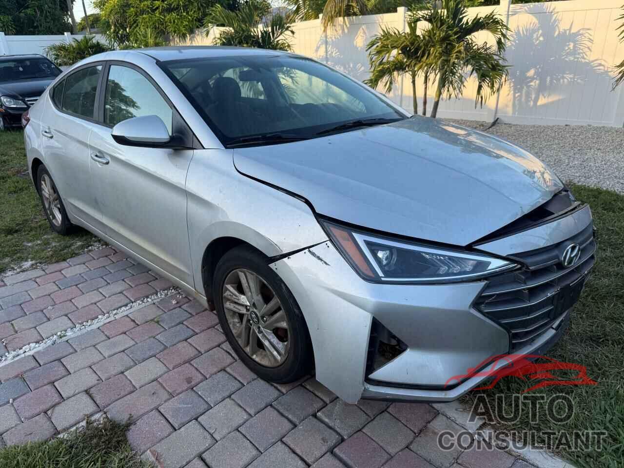 HYUNDAI ELANTRA 2019 - 5NPD84LF9KH411257