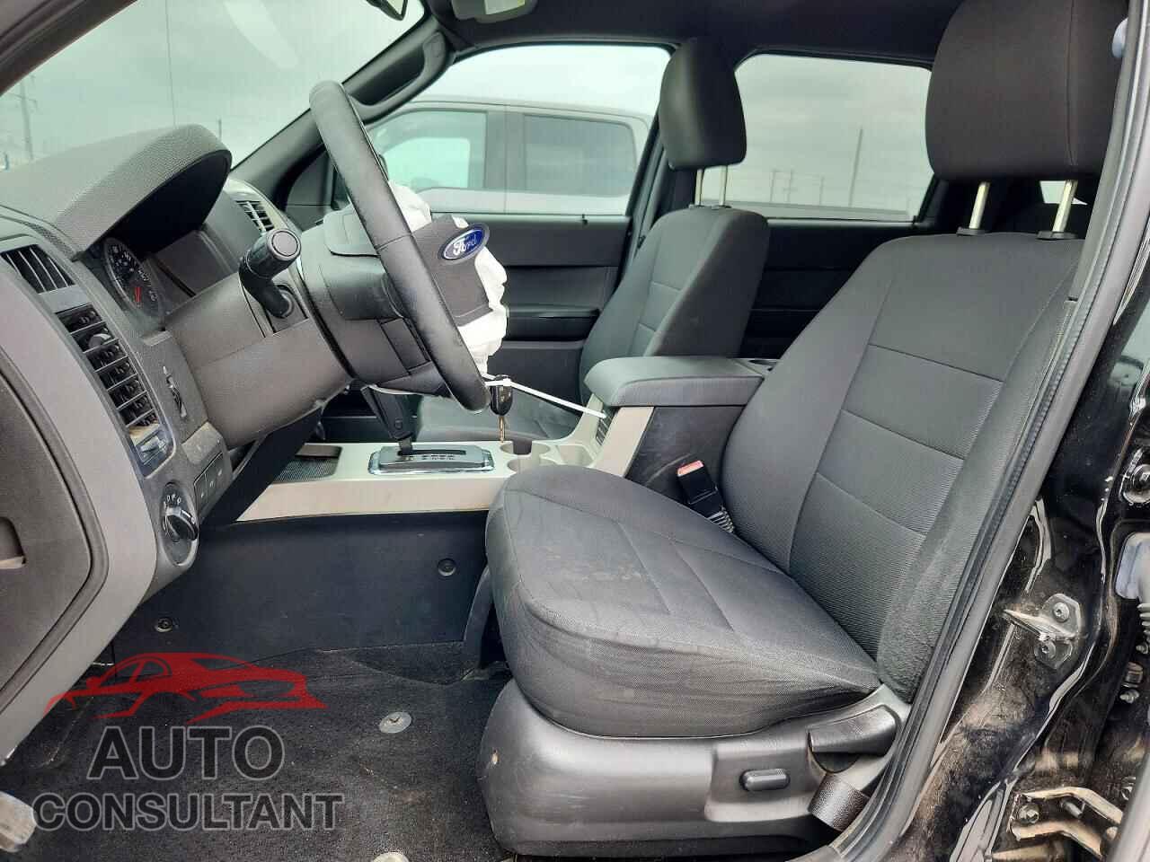 FORD ESCAPE 2011 - 1FMCU0DG8BKA22839
