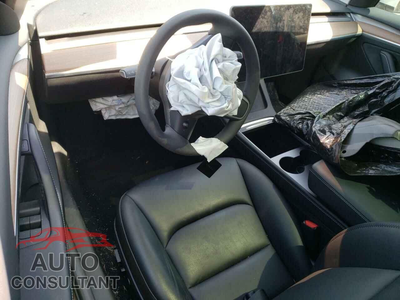 TESLA MODEL 3 2023 - 5YJ3E1EA9PF586330