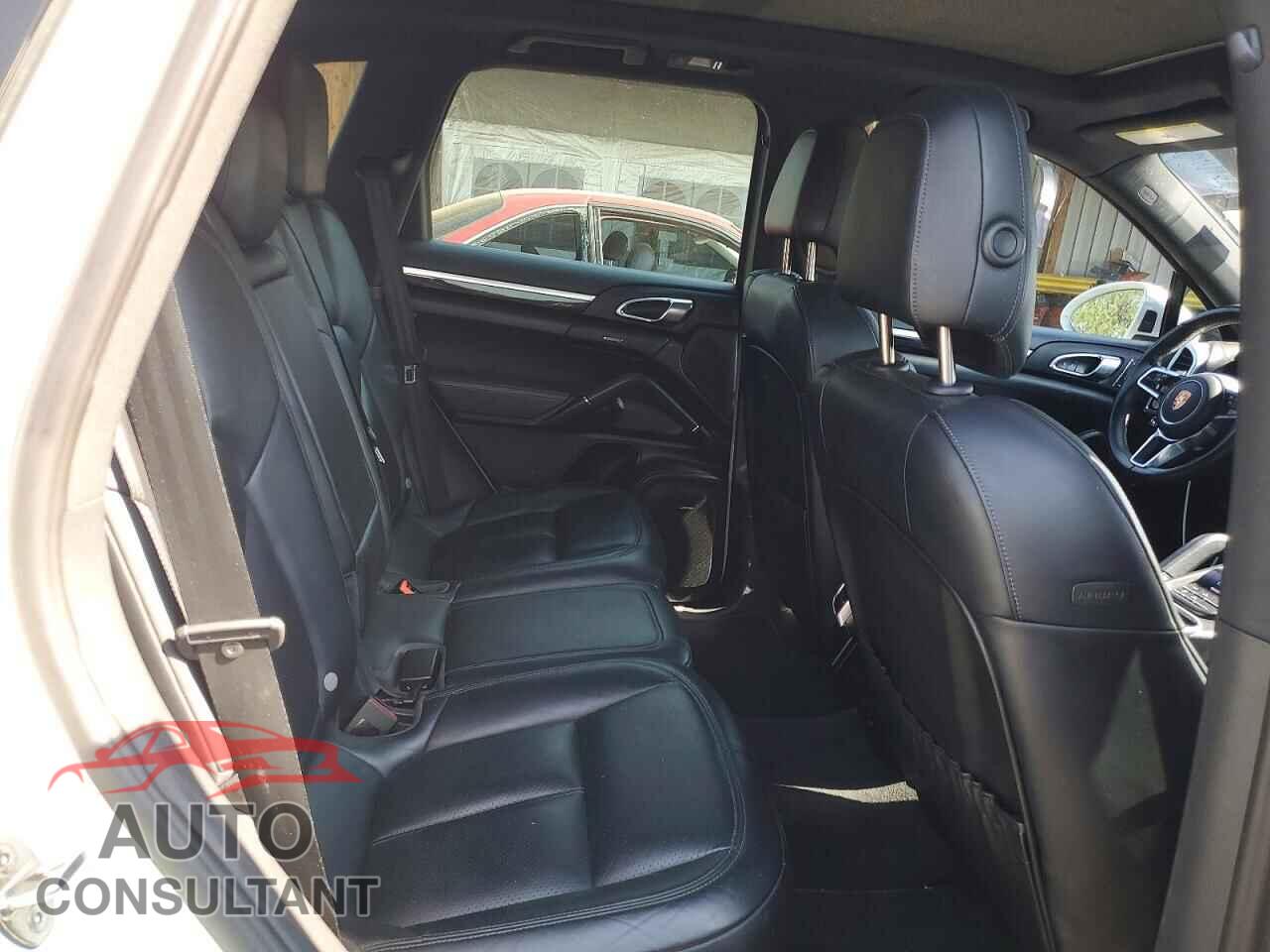 PORSCHE CAYENNE 2015 - WP1AE2A21FLA52521