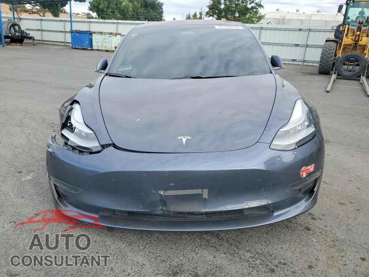 TESLA MODEL 3 2018 - 5YJ3E1EA2JF009548