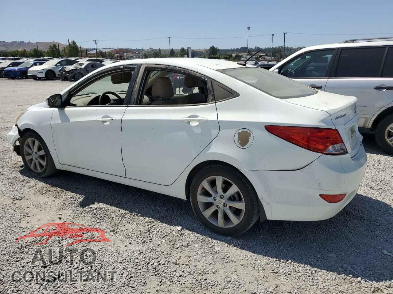 HYUNDAI ACCENT 2013 - KMHCU4AE6DU442407