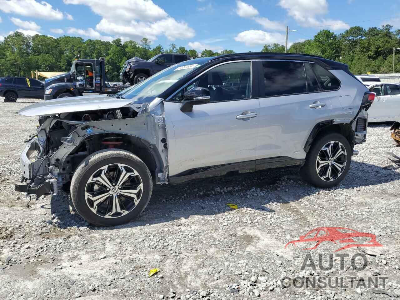 TOYOTA RAV4 2021 - JTMEB3FV4MD070667